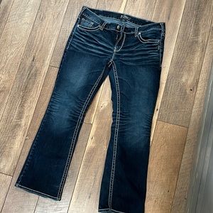 Silver brand aiko bootcut 34w/31L very good condition